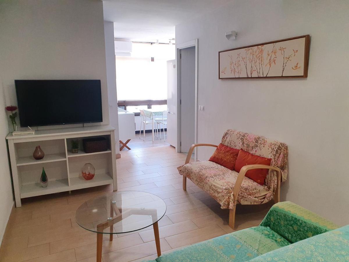 Ferienwohnung Apartamento Junto Al Puerto De Fuengirola Exterior foto